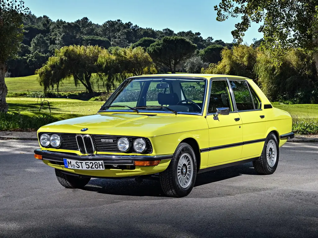 BMW 5-Series (E12) 1 поколение, седан (08.1972 - 07.1976)